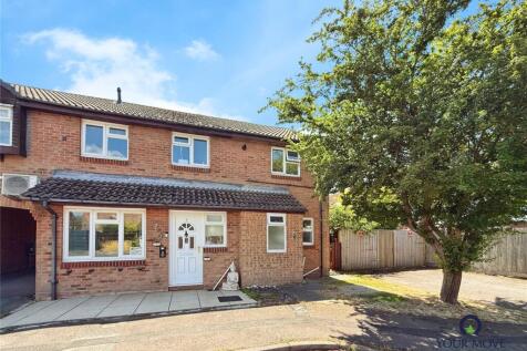 Merlin Way, West Sussex PO22 2 bed end of terrace house for sale