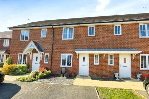 Lakeland Avenue, West Sussex PO21 3 bed terraced house for sale