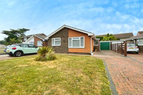 Westminster Drive, West Sussex PO21 3 bed bungalow for sale