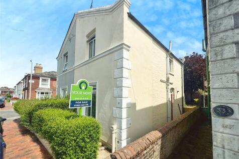 2 bedroom semi-detached house for sale