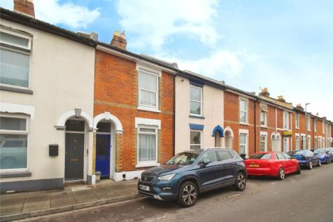 Percy Road, Hampshire PO4 2 bed terraced house for sale