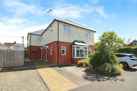 Brinklow Close, Hampshire SP10 1 bed flat for sale