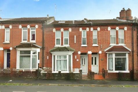 6 bedroom terraced house for sale