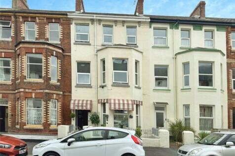 8 bedroom terraced house for sale