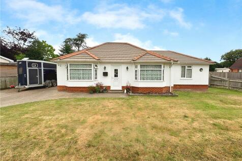 Old Lyndhurst Road, Cadnam... 3 bed detached bungalow for sale