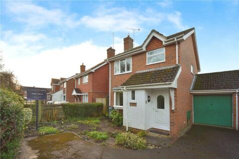 Horsecroft, Romsey, Hampshire 3 bed link detached house for sale