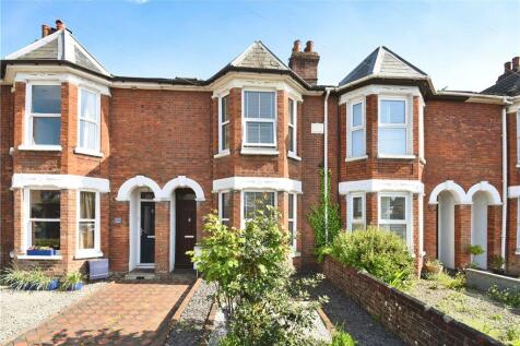 Winchester Road, Romsey, Hampshire 2 bed terraced house for sale
