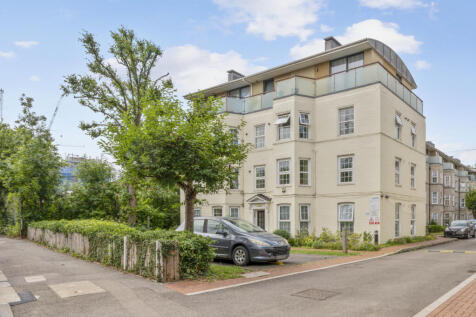 Malden Court, New Malden KT3 2 bed apartment for sale