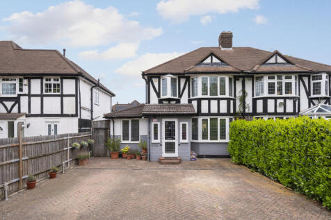 Beverley Way, Raynes Park SW20 3 bed semi