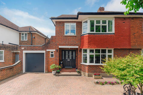 Beverley Avenue, West Wimbledon SW20 4 bed semi