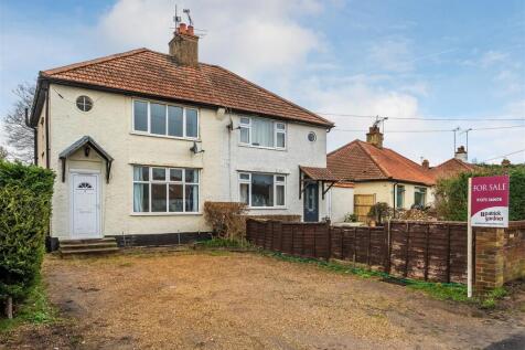 BY PASS ROAD, LEATHERHEAD, KT22 3 bed house for sale