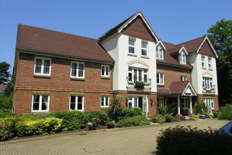 EPSOM ROAD, LEATHERHEAD, KT22 2 bed retirement property for sale