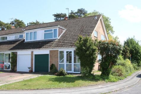 WINDFIELD, LEATHERHEAD, KT22 3 bed semi