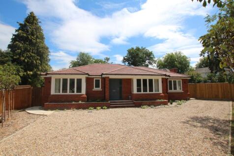 LOWER ROAD, FETCHAM, KT22 2 bed detached bungalow for sale