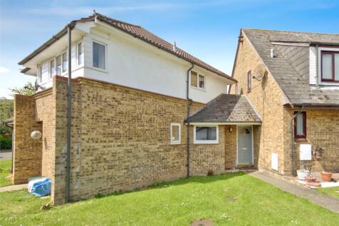 2 bedroom maisonette for sale