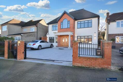 Nelmes Crescent, Emerson Park... 5 bed detached house for sale