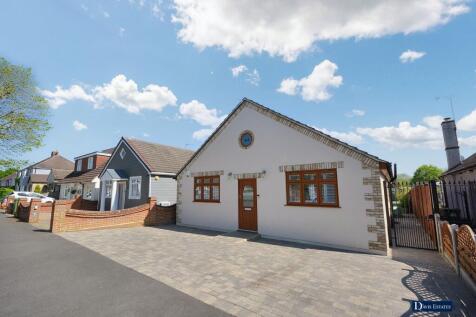 2 bedroom bungalow for sale