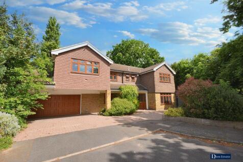 5 bedroom detached house for sale