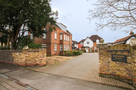 19 Park Road, Cheam, SM3 1 bed flat for sale