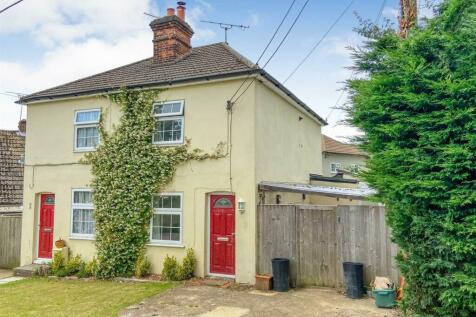 2 bedroom semi-detached house for sale