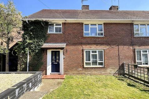 1 bedroom maisonette for sale