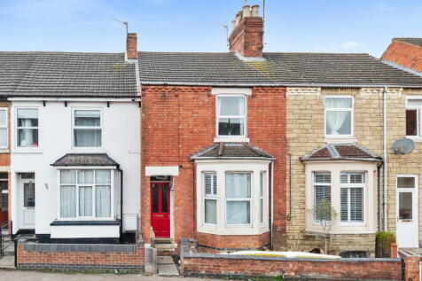 Bath Road, Kettering NN16 2 bed terraced house for sale