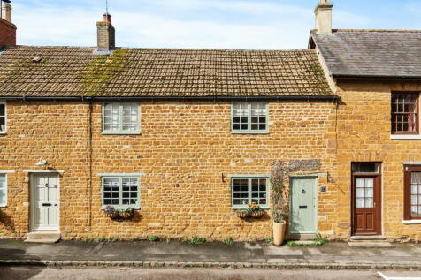 2 bedroom cottage for sale