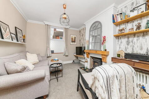 Garfield Street, Kettering NN15 2 bed terraced house for sale