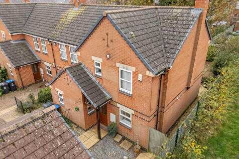 Old School Mews, Market Harborough LE16 3 bed end of terrace house for sale