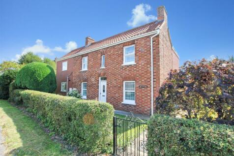 Gainsborough Road, Middle Rasen... 4 bed detached house for sale