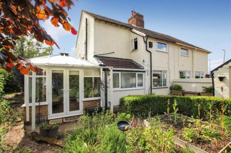 High Street, Faldingworth, Market... 2 bed cottage for sale