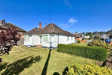 Lawn Road, Pennington, Lymington... 2 bed bungalow for sale