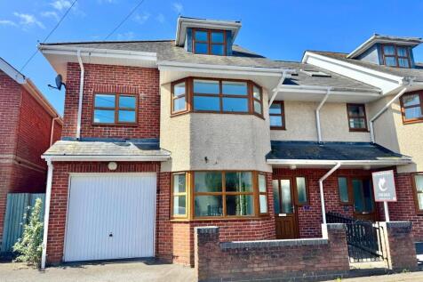 Lower Buckland Road, Lymington... 4 bed semi