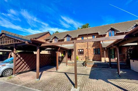 Bramble Walk, Lymington, Hampshire, SO41 3 bed terraced house for sale