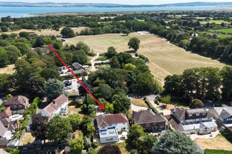 Rookes Lane, Lymington, Hampshire, SO41 5 bed detached house for sale