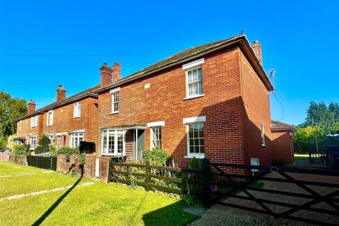 2 bedroom semi-detached house for sale