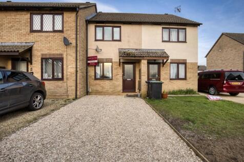 Thorney Leys, Witney OX28 2 bed terraced house for sale