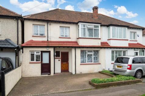 4 bedroom semi-detached house for sale