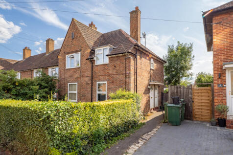 1 bedroom maisonette for sale