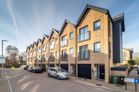 Daffodil Close, Mitcham CR4 3 bed terraced house for sale