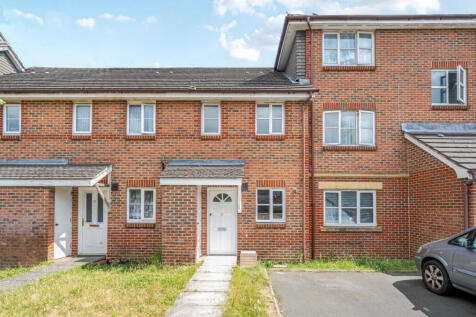 Kennedy Close, Mitcham CR4 2 bed terraced house for sale