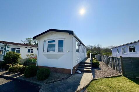 1 bedroom park home for sale