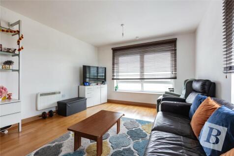 Cherrydown East, Basildon, Essex, SS16 2 bed apartment for sale