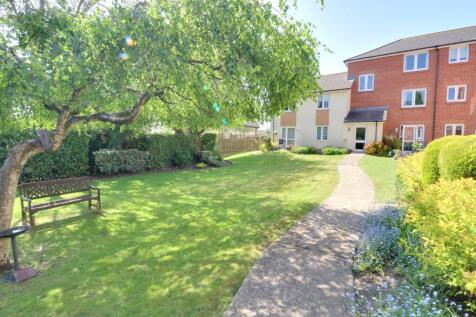 APSLEY LODGE, LONDON ROAD, WATERLOOVILLE 1 bed flat for sale