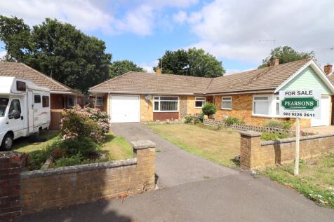 3 bedroom semi-detached bungalow for sale