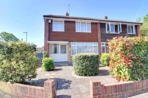 MARALYN AVENUE, WATERLOOVILLE 3 bed semi