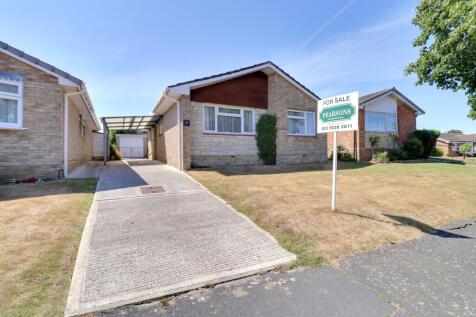 THE FLORINS, PURBROOK 3 bed detached bungalow for sale
