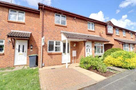AMETHYST GROVE, WATERLOOVILLE 2 bed terraced house for sale