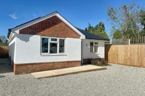 3 bedroom detached bungalow for sale