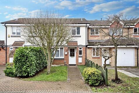 Widmore Road, Uxbridge, UB8 3 bed terraced house for sale